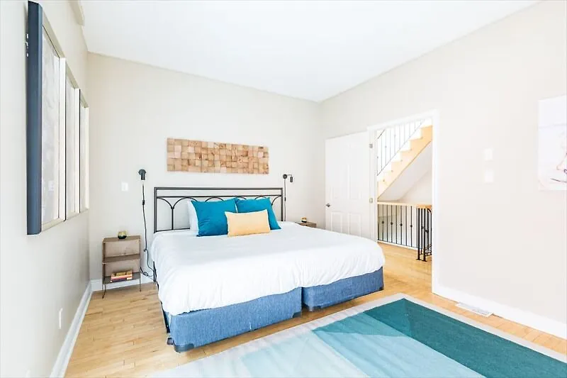 Apartment Bright 3Br In Church Yonge Corridor By Sonder Toronto