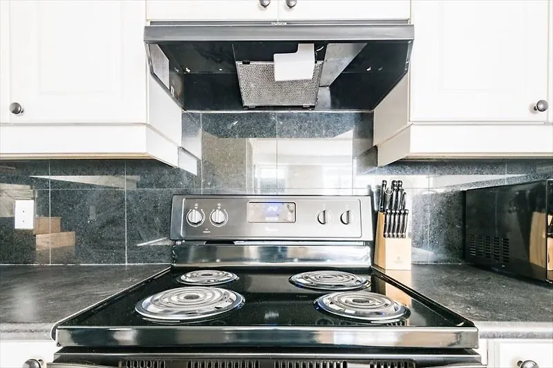 Bright 3Br In Church Yonge Corridor By Sonder Toronto Canada
